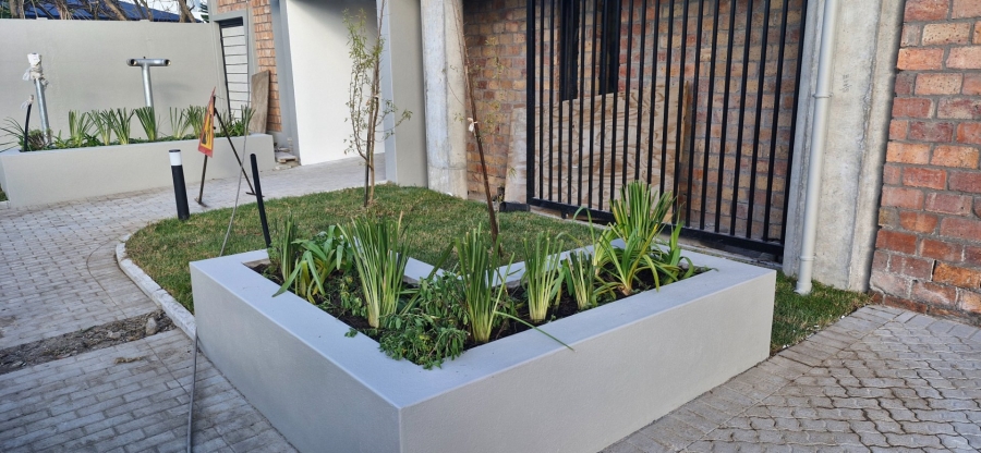 2 Bedroom Property for Sale in Table View Western Cape